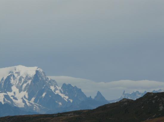 depuis la via du Cochet, vue sur le mont blanc,la dent du géant et les grandes Jorasses