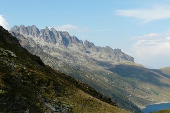 la massif de Belledonne depuis le col du sabot