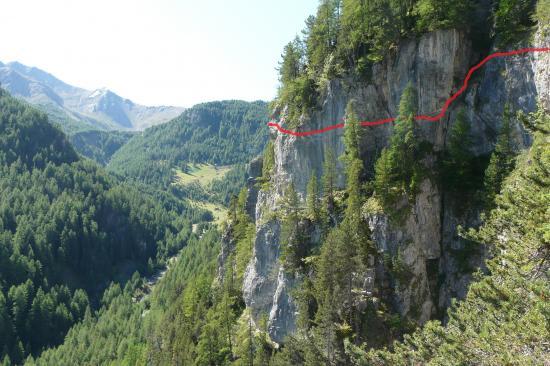 itinéraire aérien de la via de la cascade aux Orres