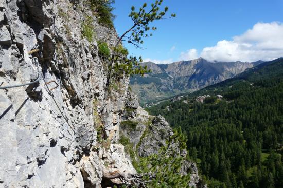 via de la Marcellinas... ça traverse en général !