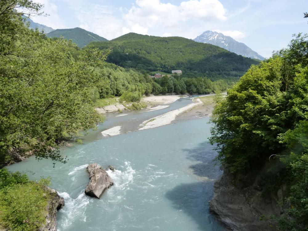 Le Drac, après qu'il ait reçu les eaux de la Severaisse