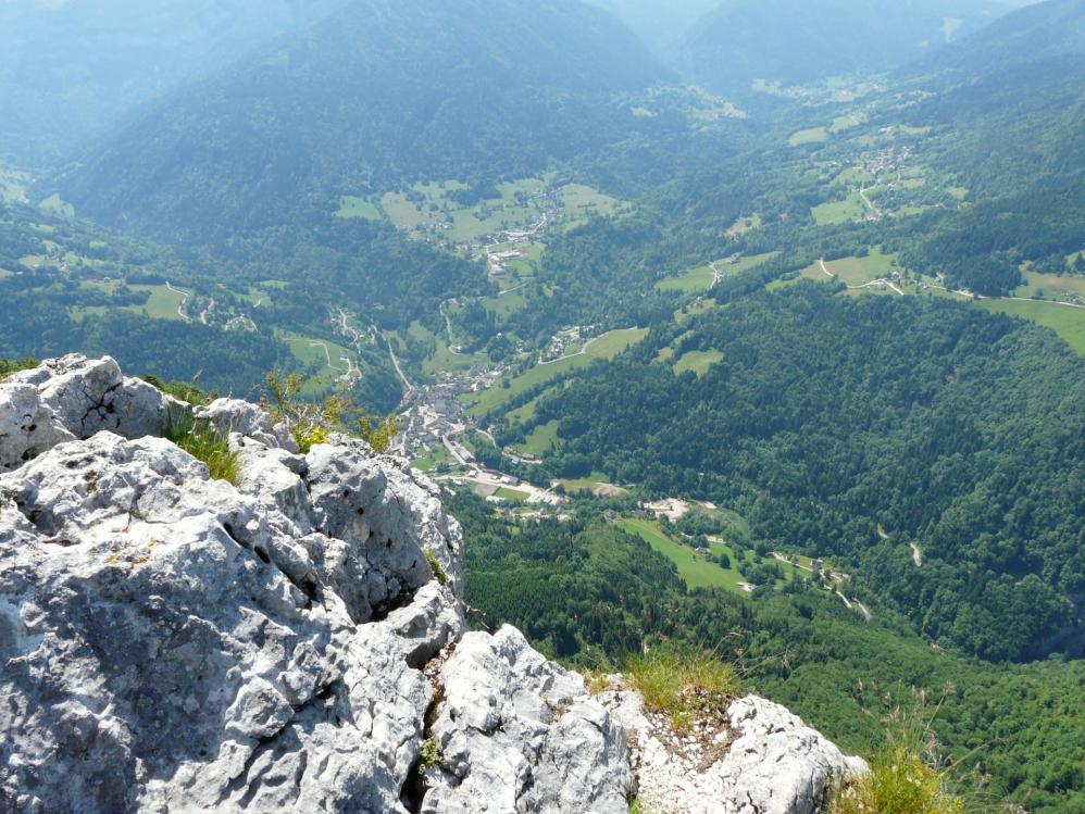 Vue plongeante sur St Pierre d'Entremont